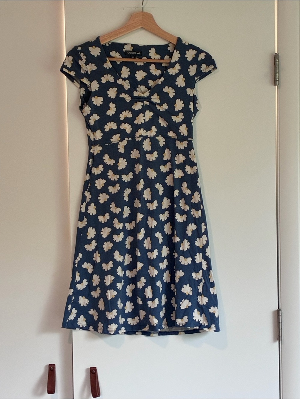 Toad&Co Navy and Cream Floral Midi Dress